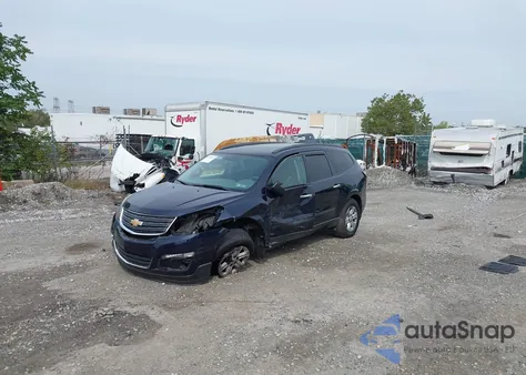 2016 Chevrolet Traverse Ls z USA, uszkodzony, nr VIN 1GNKRFED0GJ241064